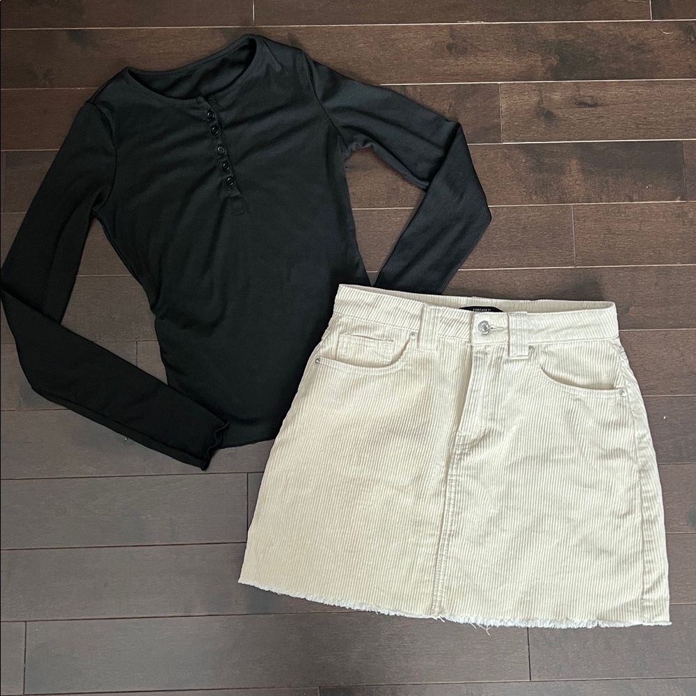 Forever 21 Cream Corduroy Mini Skirt & black fitted long sleeve bundle sz S